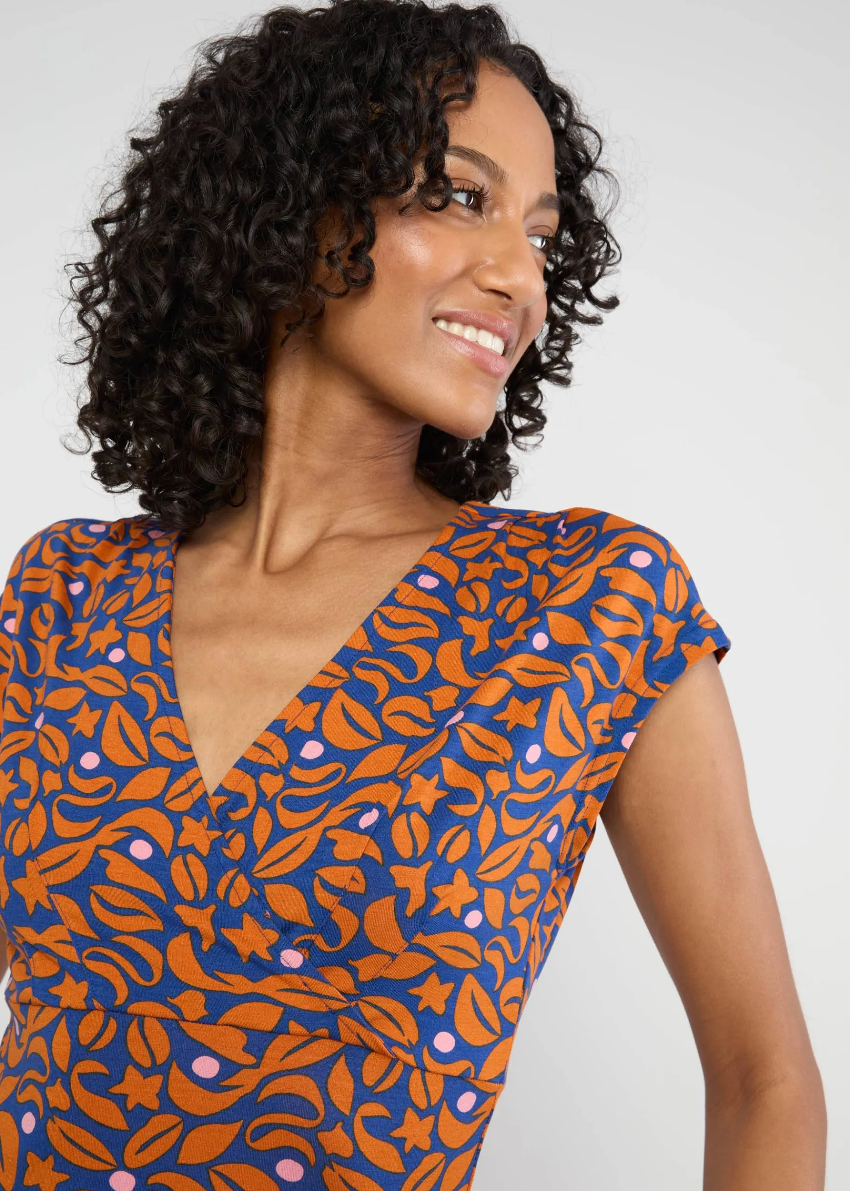 Damen Blutsgeschwister Jerseykleider|Knielange Kleider|Freizeitkleid La Vie est Belle