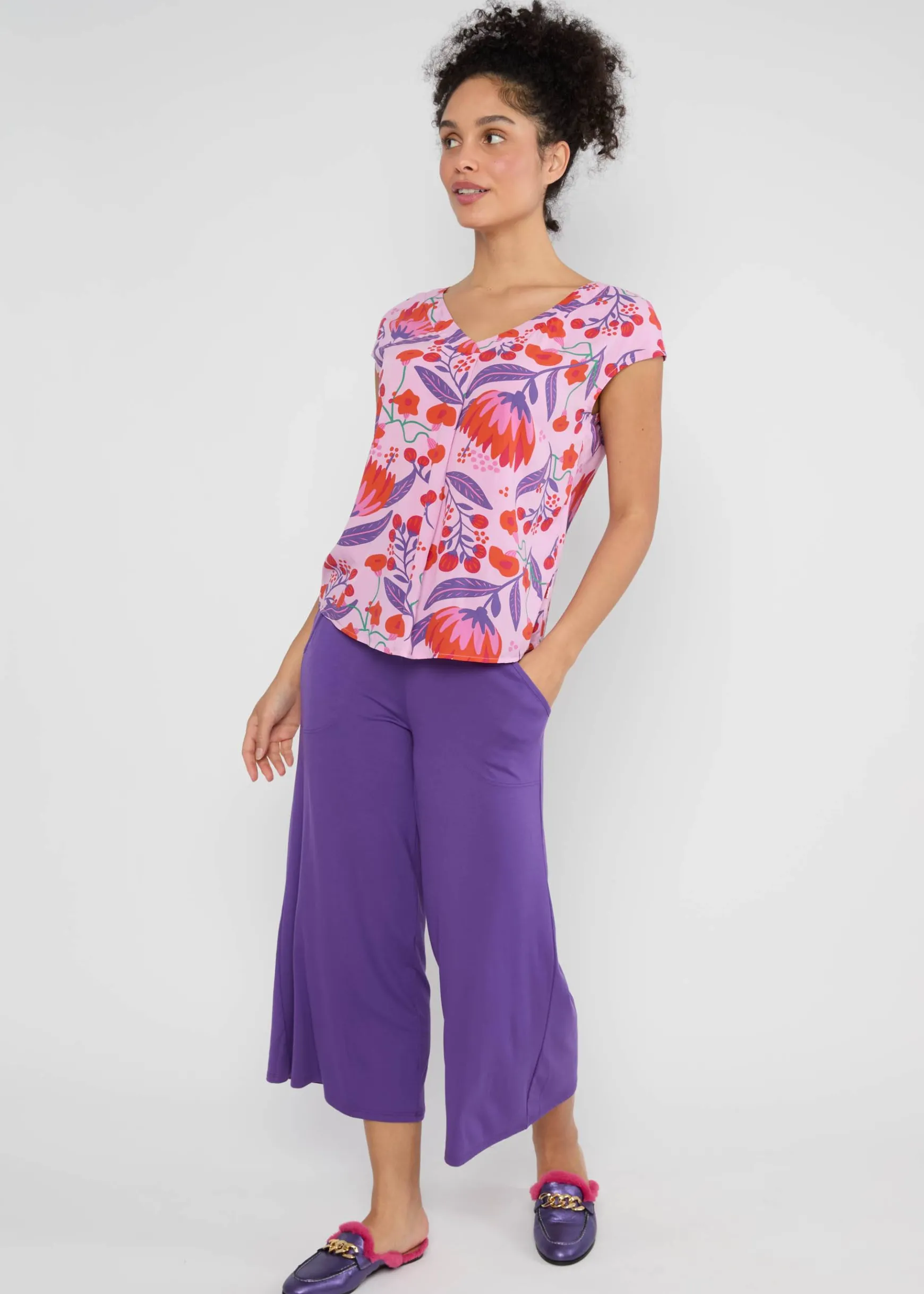 Damen Blutsgeschwister Tops|V-Ausschnitt|Shirt Liberty Maniac