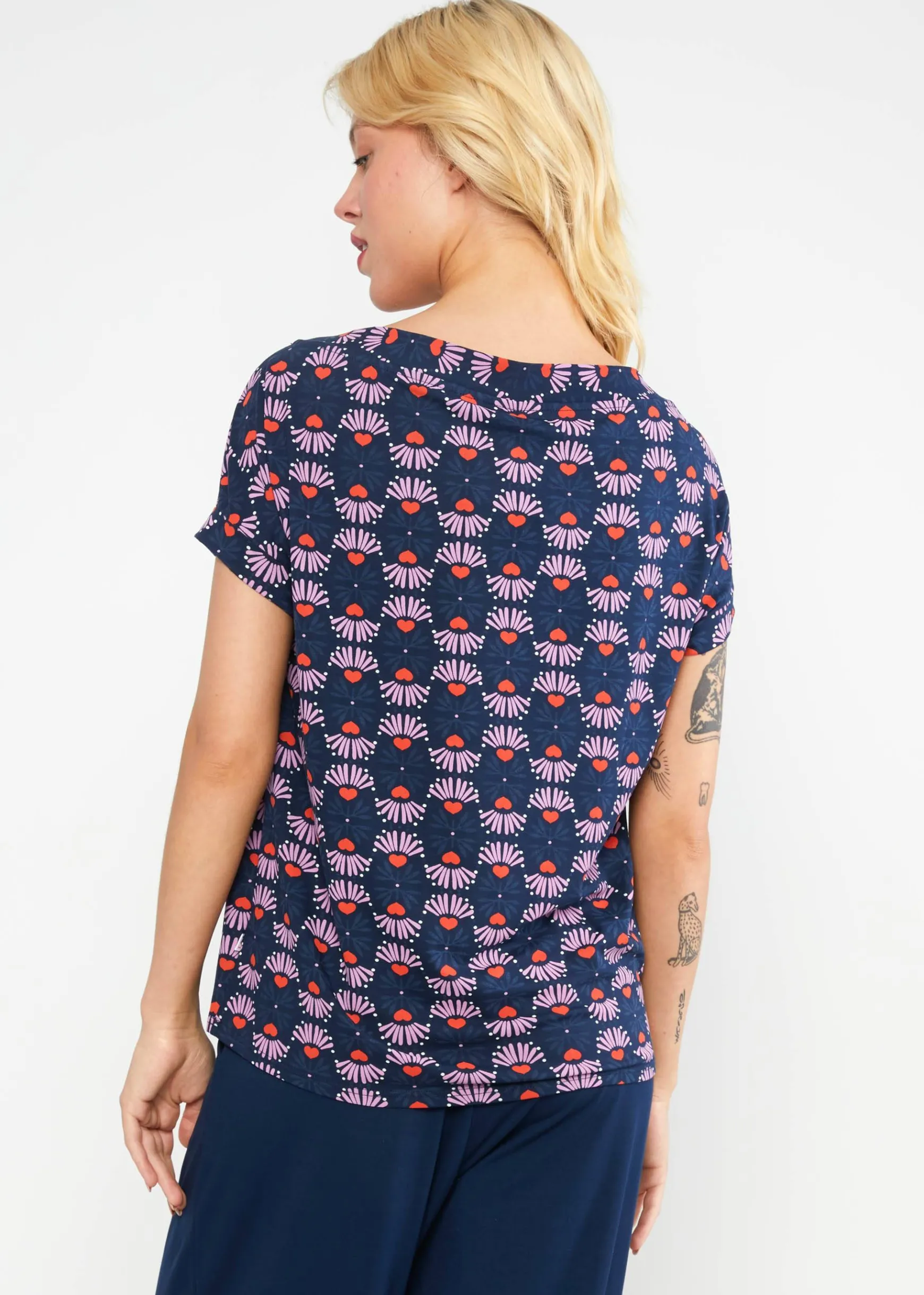 Damen Blutsgeschwister T-Shirts|Rundhals|T-Shirt Flowgirl